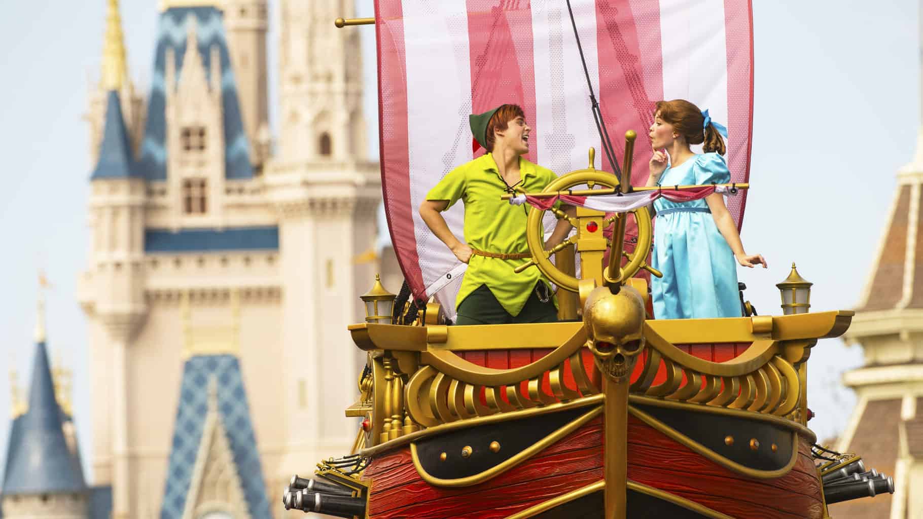 Disney Castle - Couple - Disney Ship